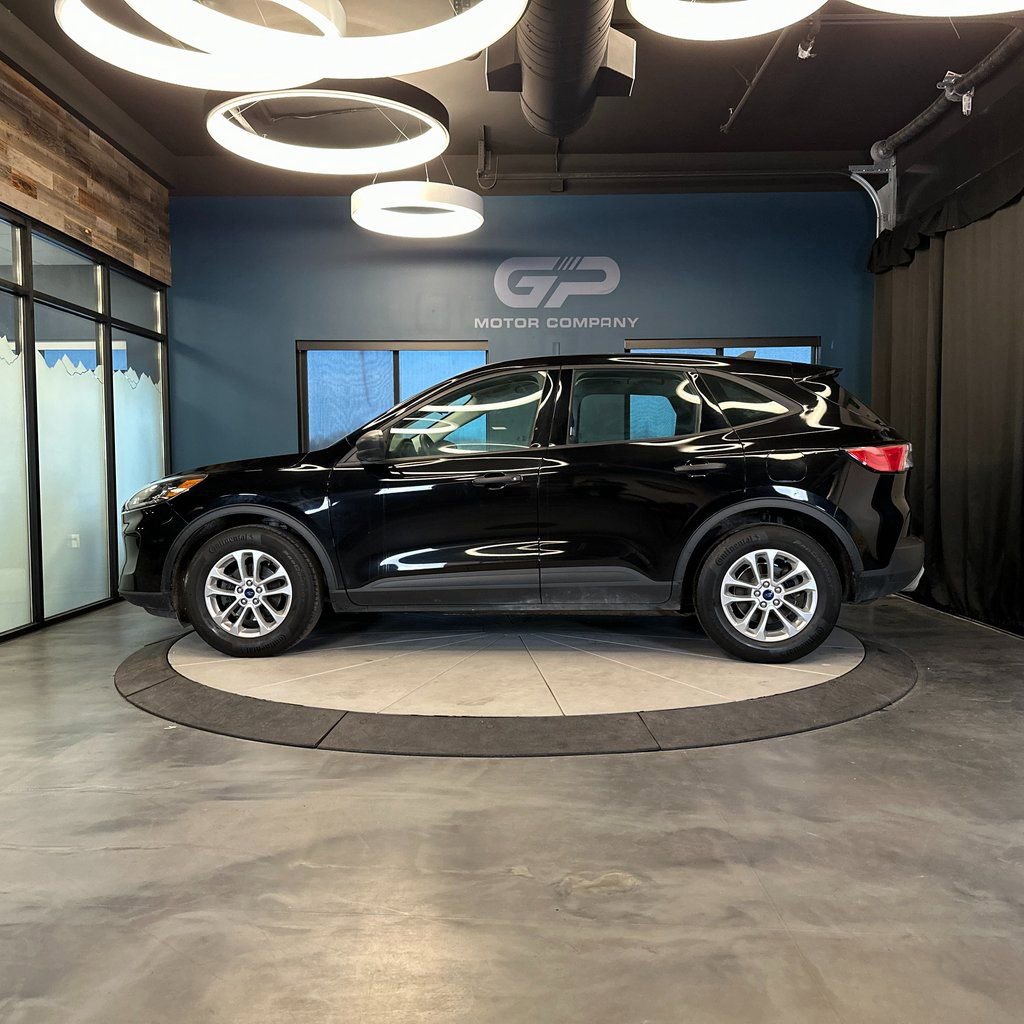 2022 Ford Escape S