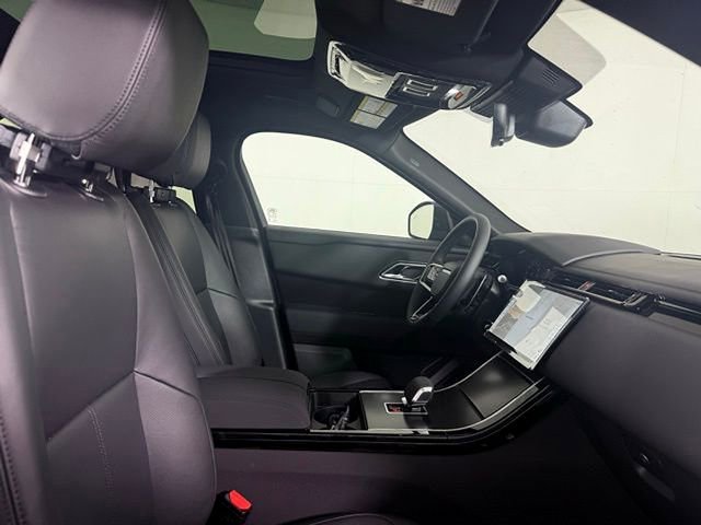 2026 Land Rover Range Rover Velar Dynamic SE