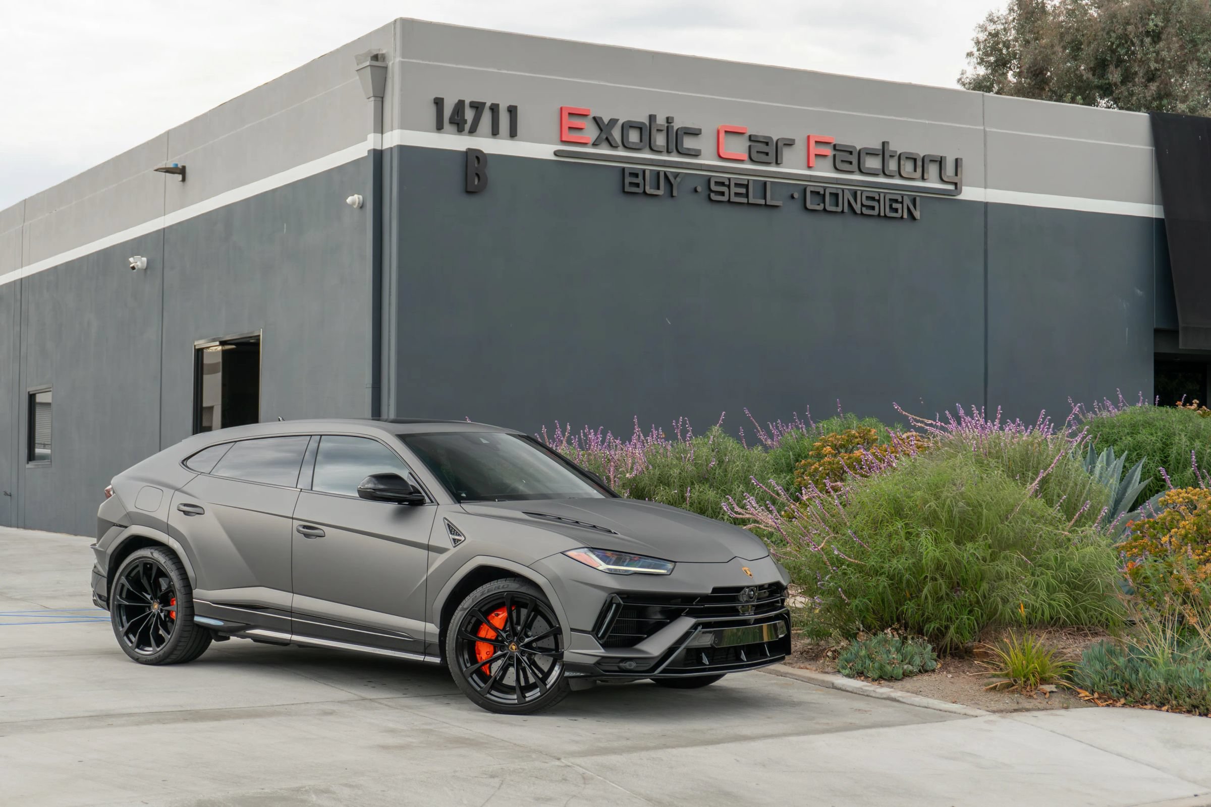 Used 2023 Lamborghini Urus S