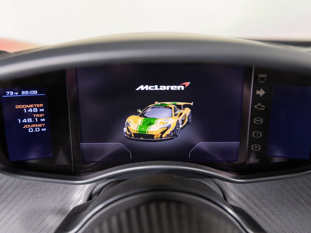 Used 2015 McLaren P1 photo 15