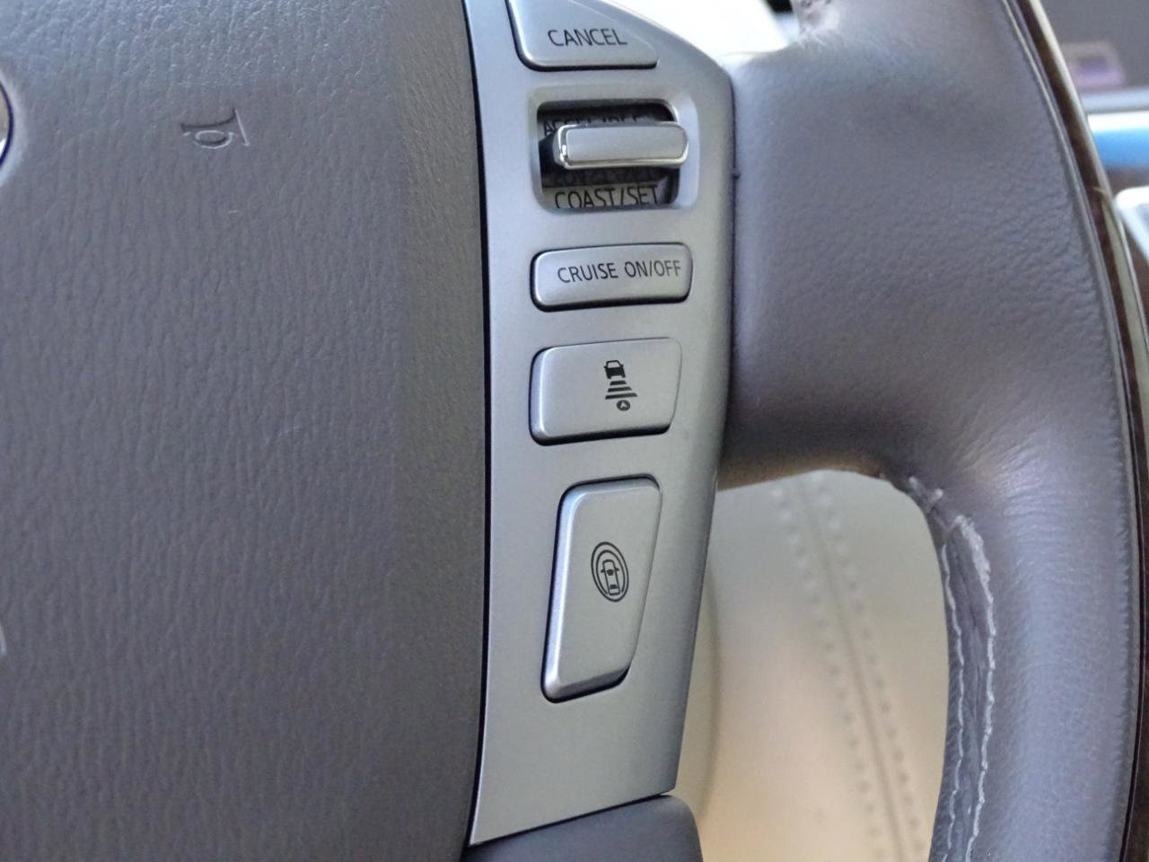 2017 INFINITI Qx80 2WD