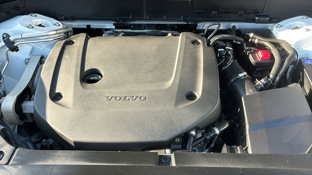 2023 Volvo Xc90 B6 Plus