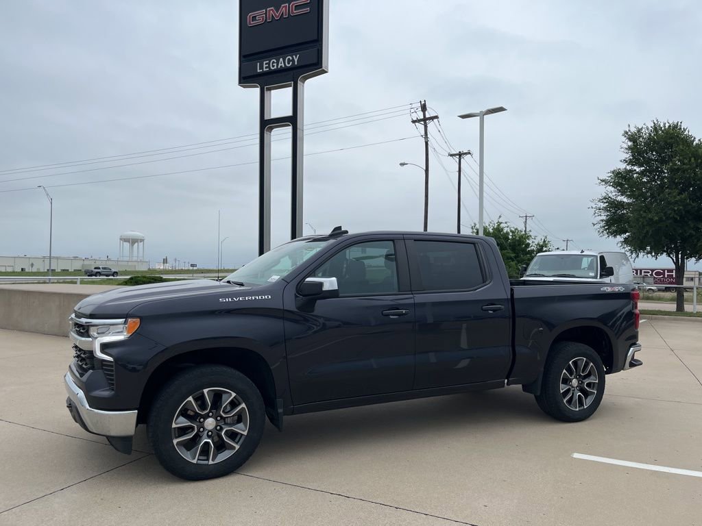 Used 2023 Chevrolet Silverado 1500 LT