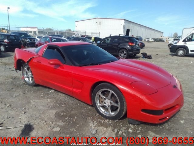 Used 2000 Chevrolet Corvette Coupe w/ Performance Handling Pkg