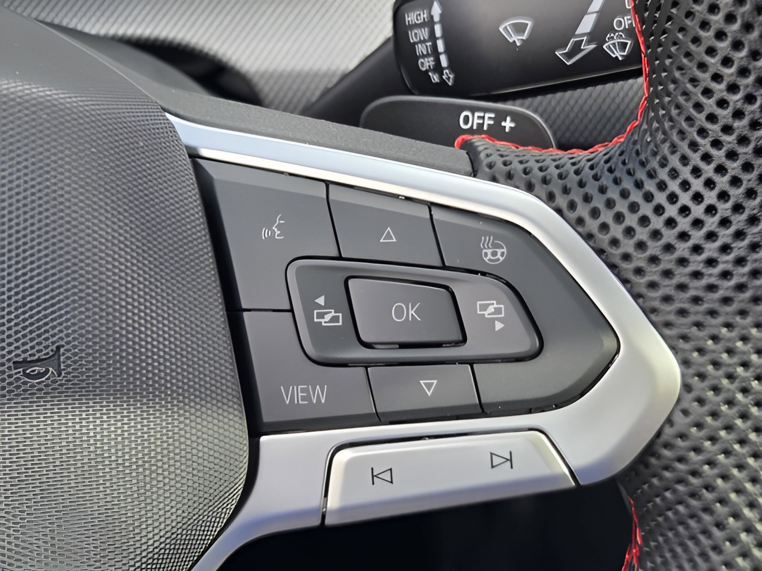 2026 Volkswagen Golf SE