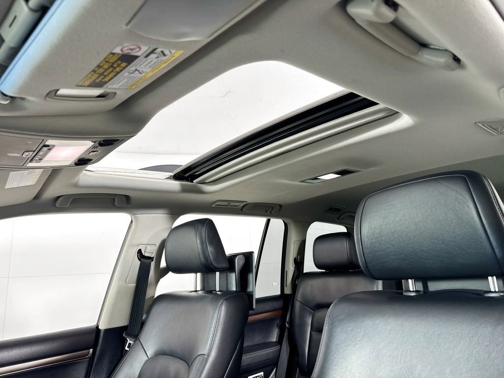 2016 Toyota Land Cruiser