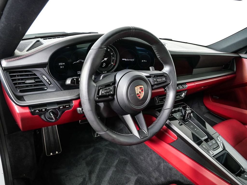 2020 Porsche 911 Carrera