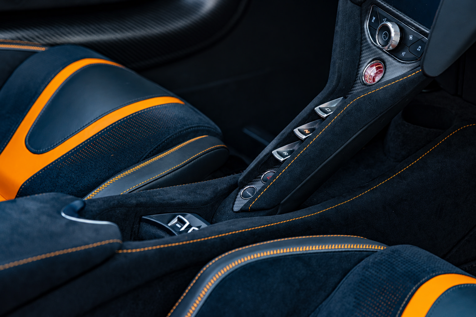 Used 2020 McLaren 720S Luxury photo 21