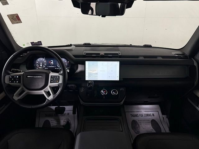 2024 Land Rover Defender 110 SE