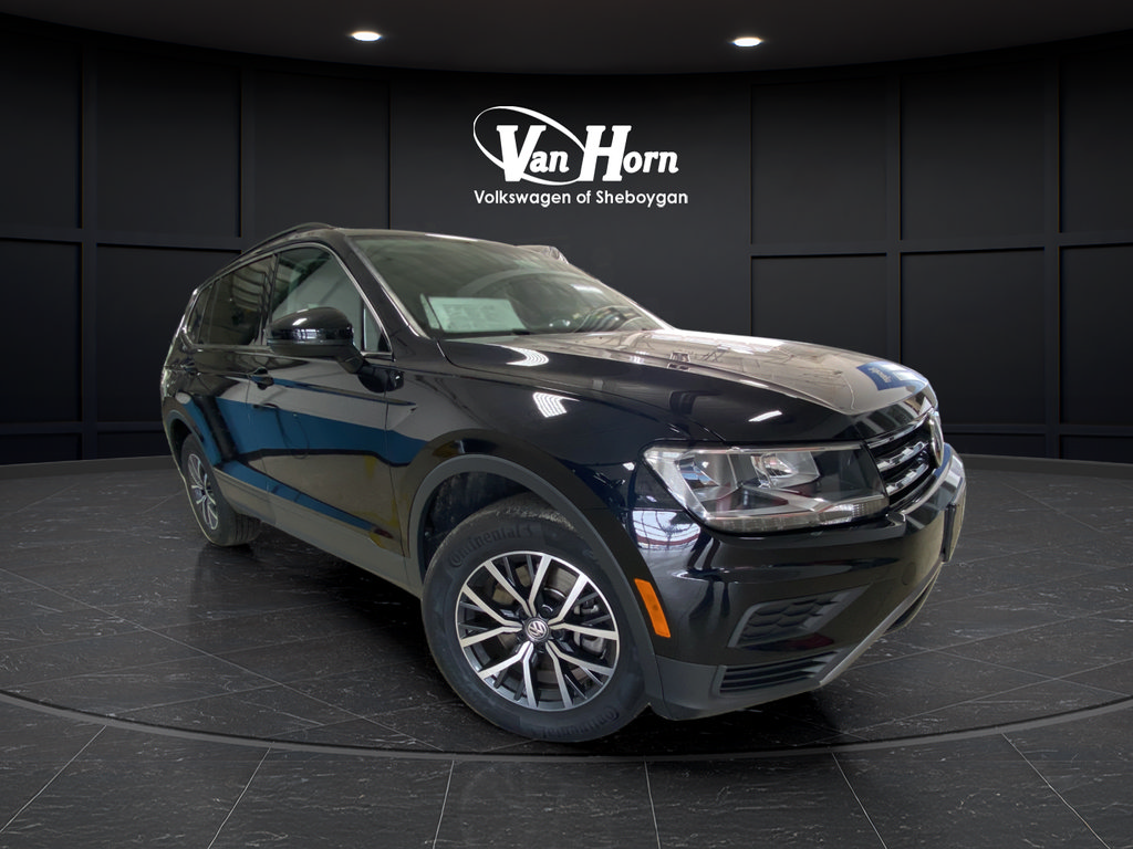 Used 2019 Volkswagen Tiguan SE w/ Panoramic Sunroof Package