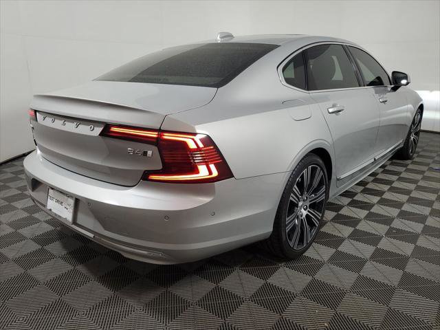 2023 Volvo S90 B6 Plus