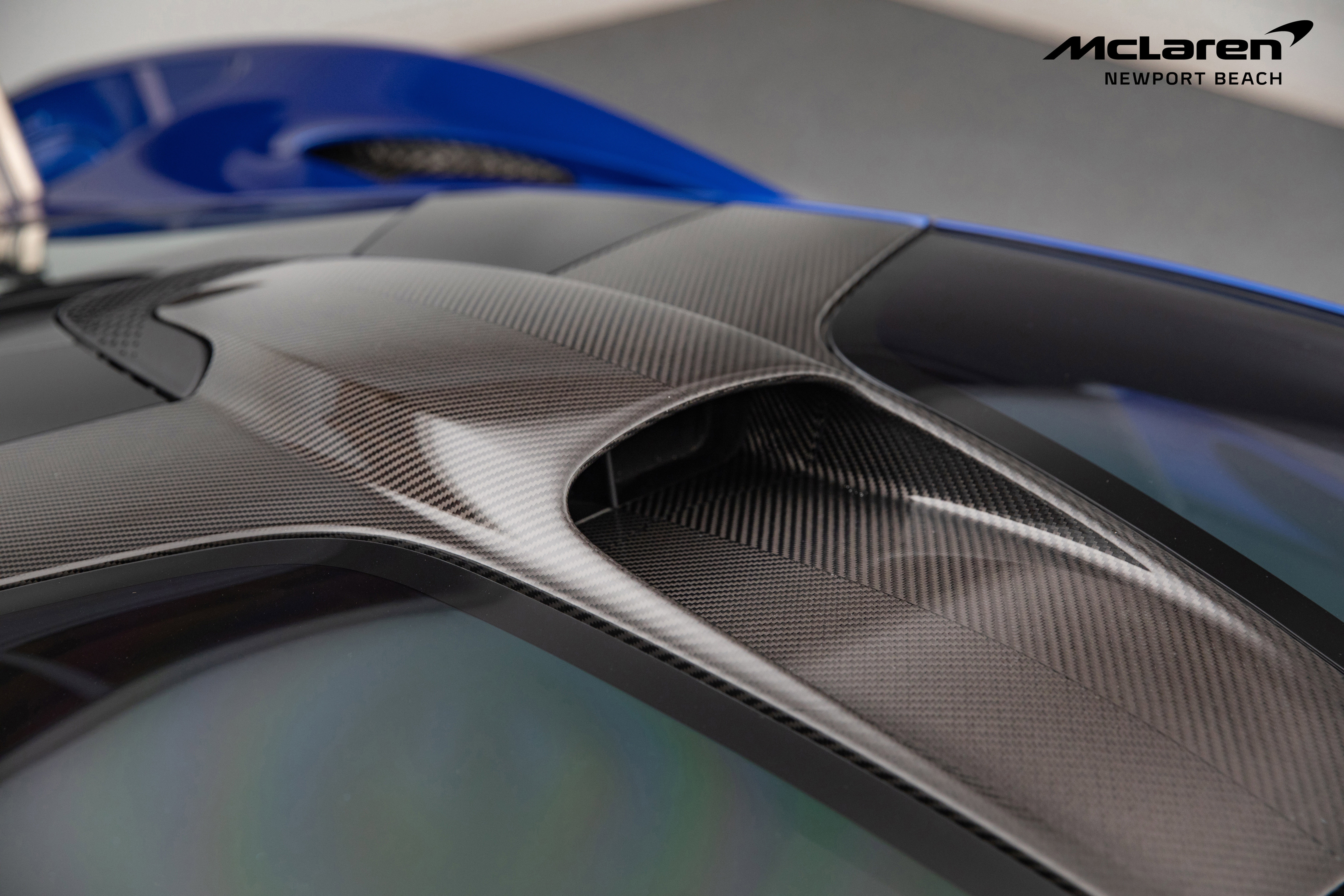 Used 2014 McLaren P1 photo 9