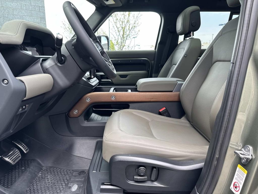 2023 Land Rover Defender 110 X