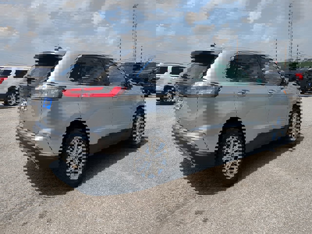 2022 Ford Edge Titanium