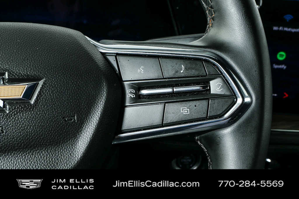 2025 Chevrolet Suburban LT