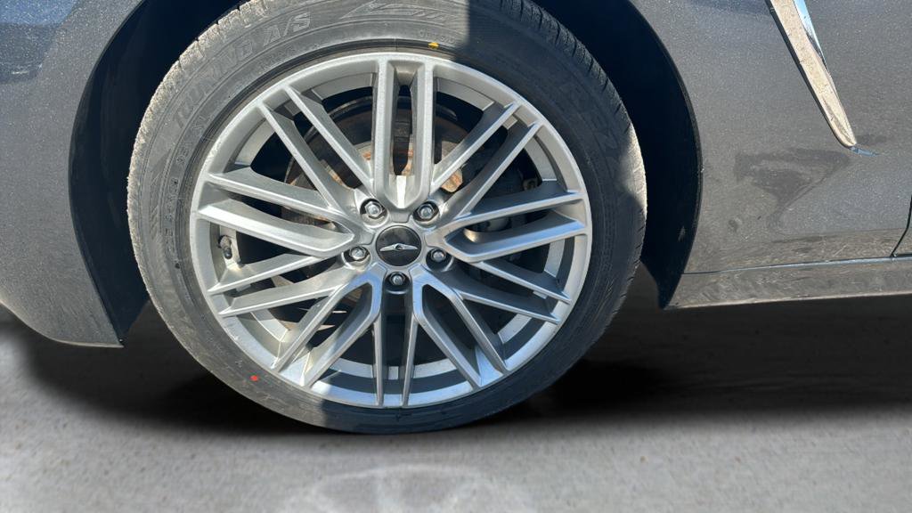 2020 Genesis G70 2.0T