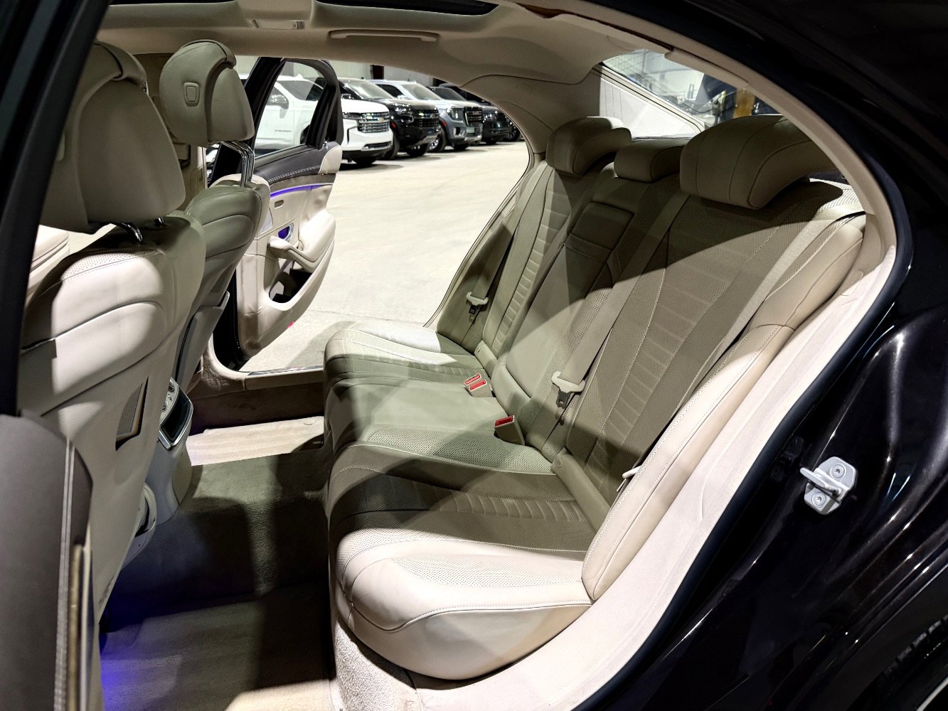 2015 Mercedes-Benz S 550 Sedan