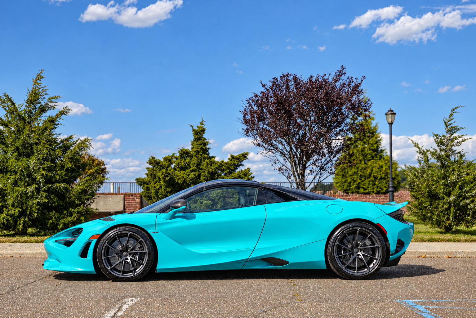 Used 2027 McLaren 750S Spider photo 41