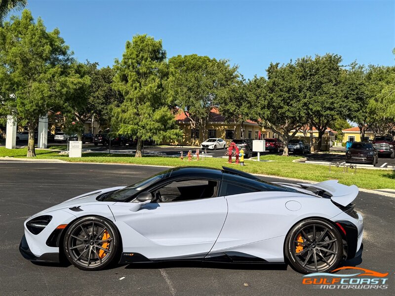 Used 2021 McLaren 765LT photo 39