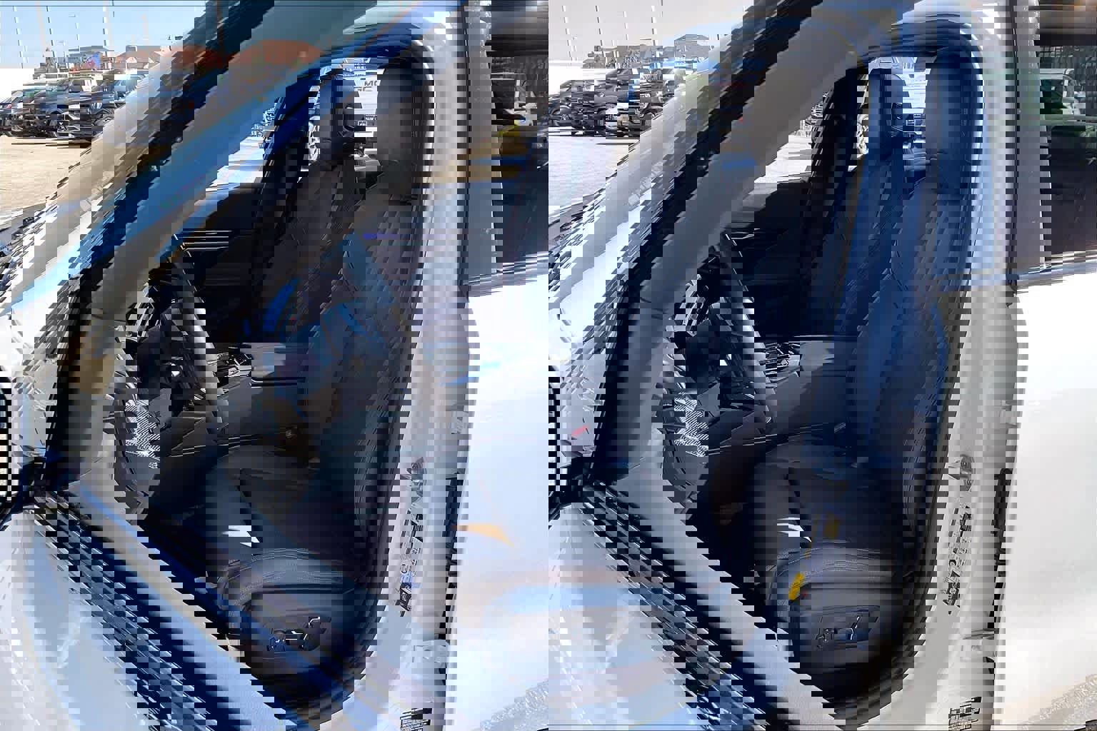 2026 BMW 550e xDrive