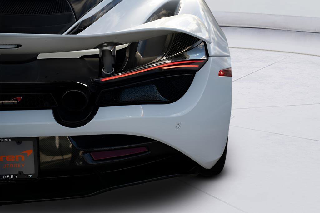 Used 2018 McLaren 720S photo 30