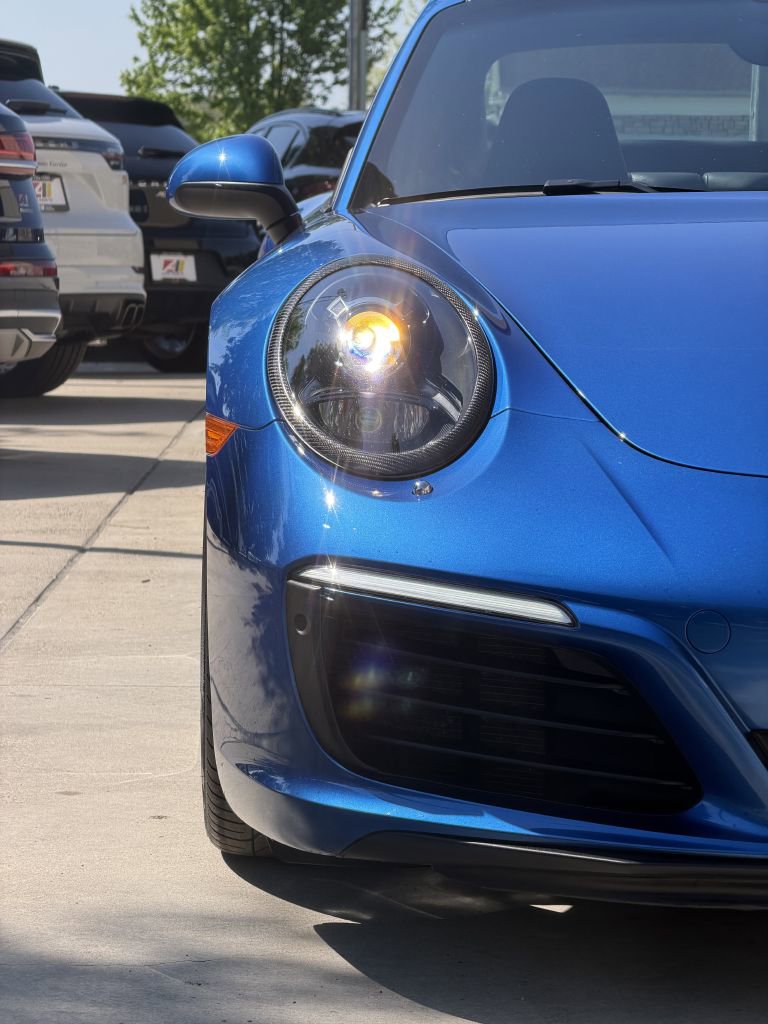 2017 Porsche 911 Carrera
