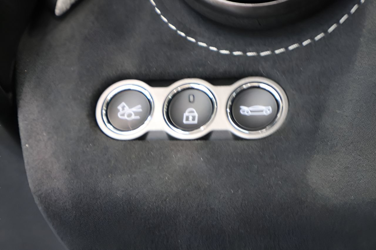 New 2027 McLaren 750S Spider photo 17