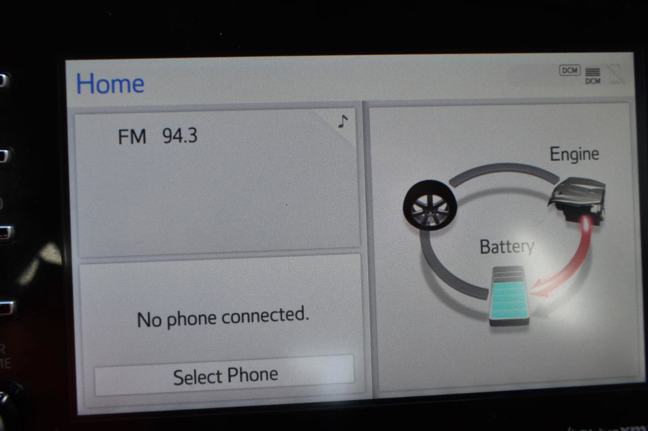 2022 Toyota Prius LE