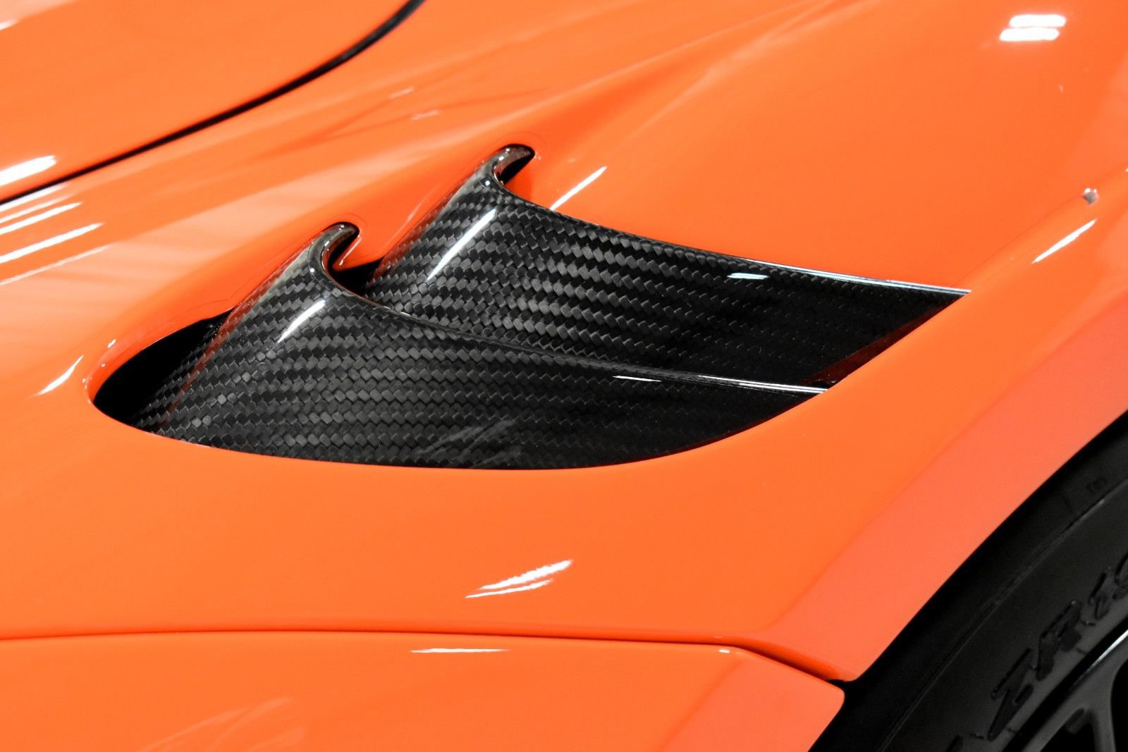 Used 2021 McLaren 765LT photo 16