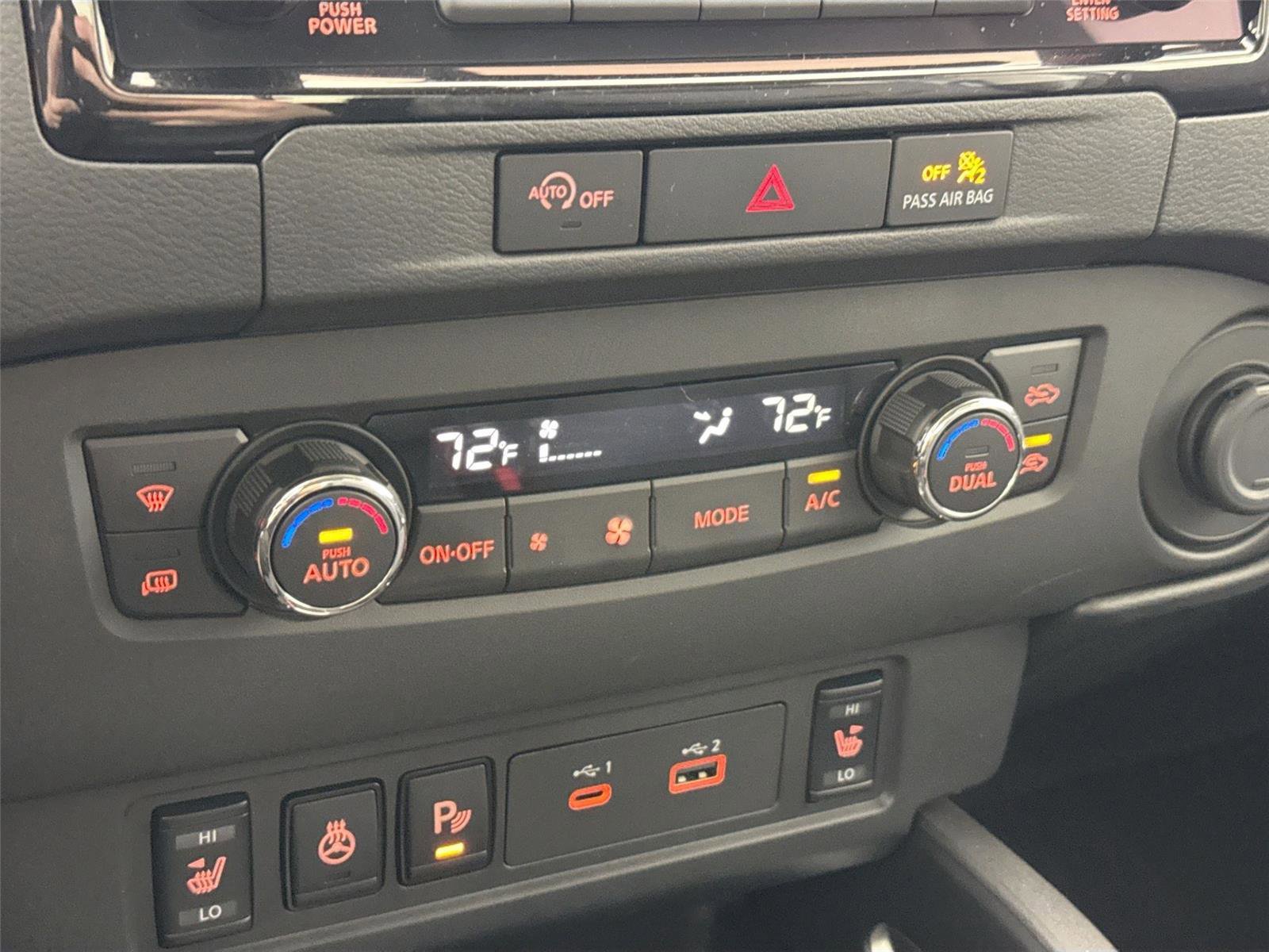 2024 Nissan Frontier SV