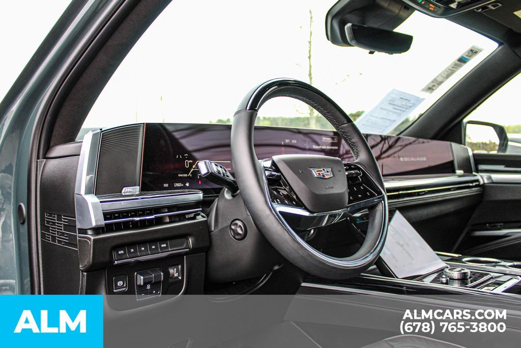 2025 Cadillac Escalade Sport