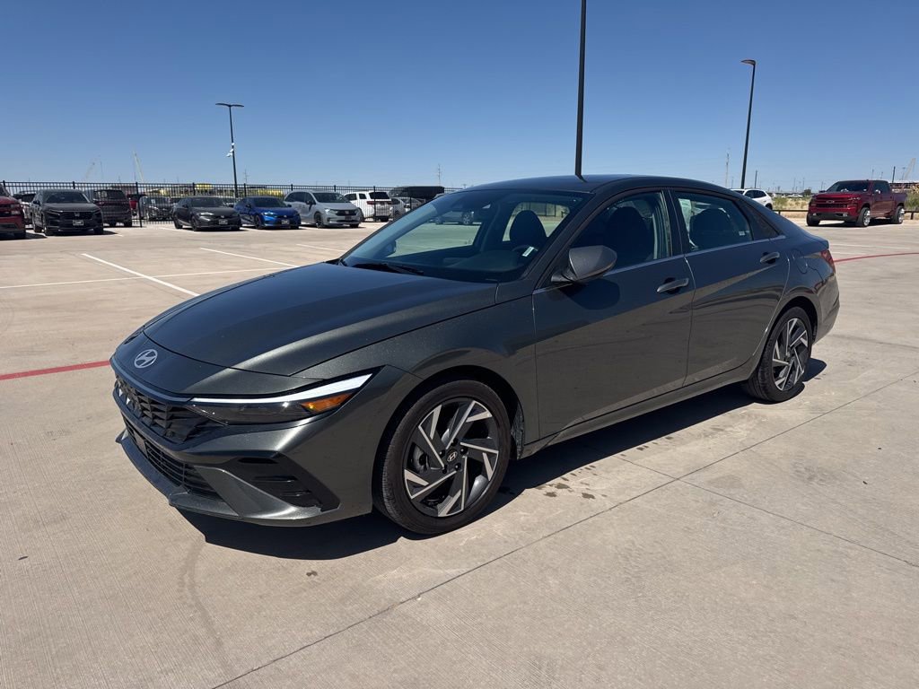 Used 2025 Hyundai Elantra SEL