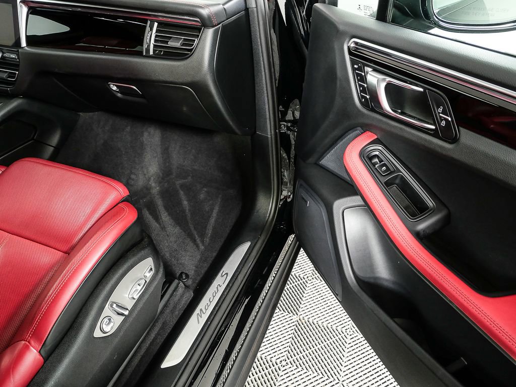 2021 Porsche Macan S