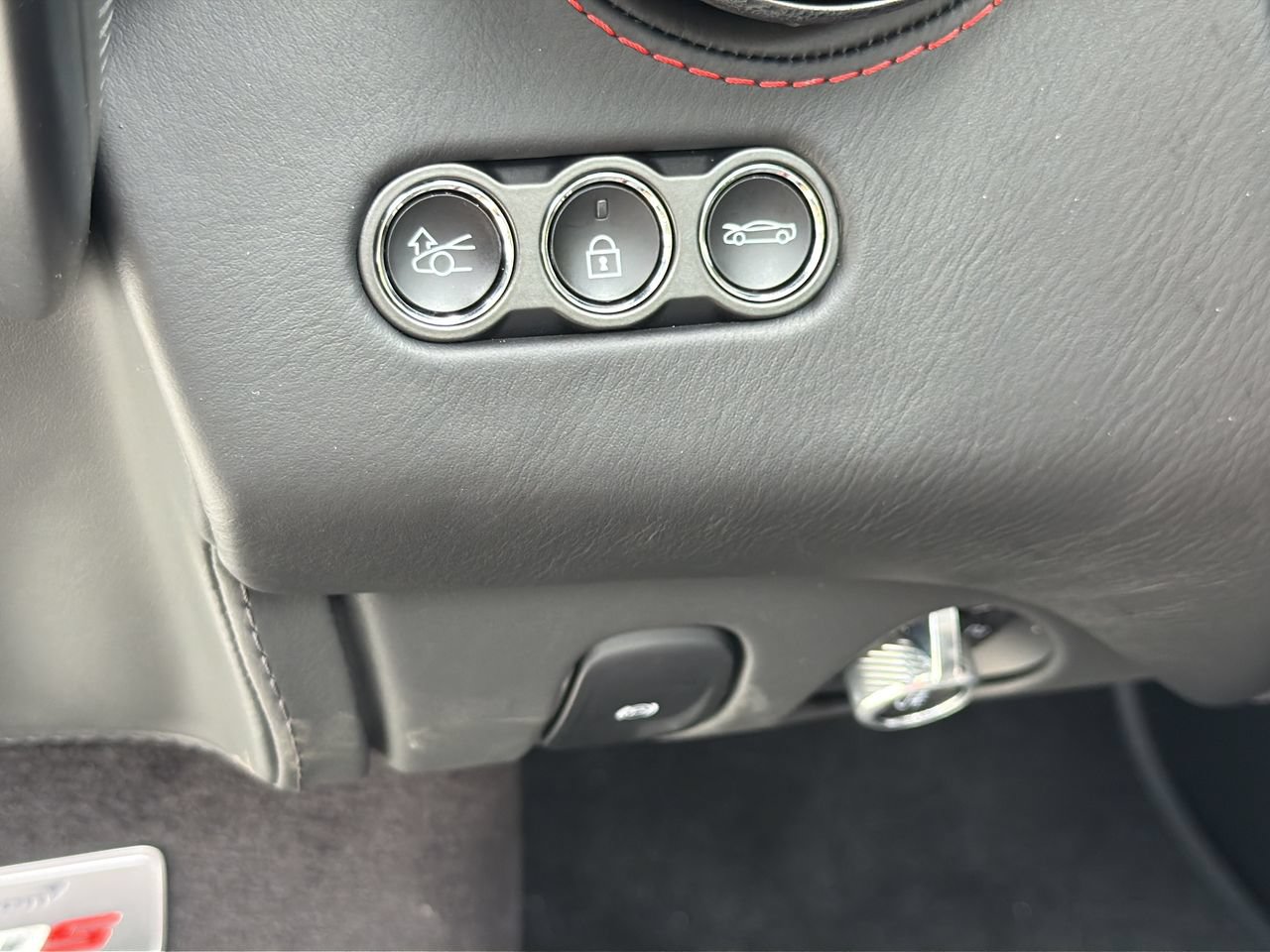 Used 2025 McLaren 750S Spider photo 21