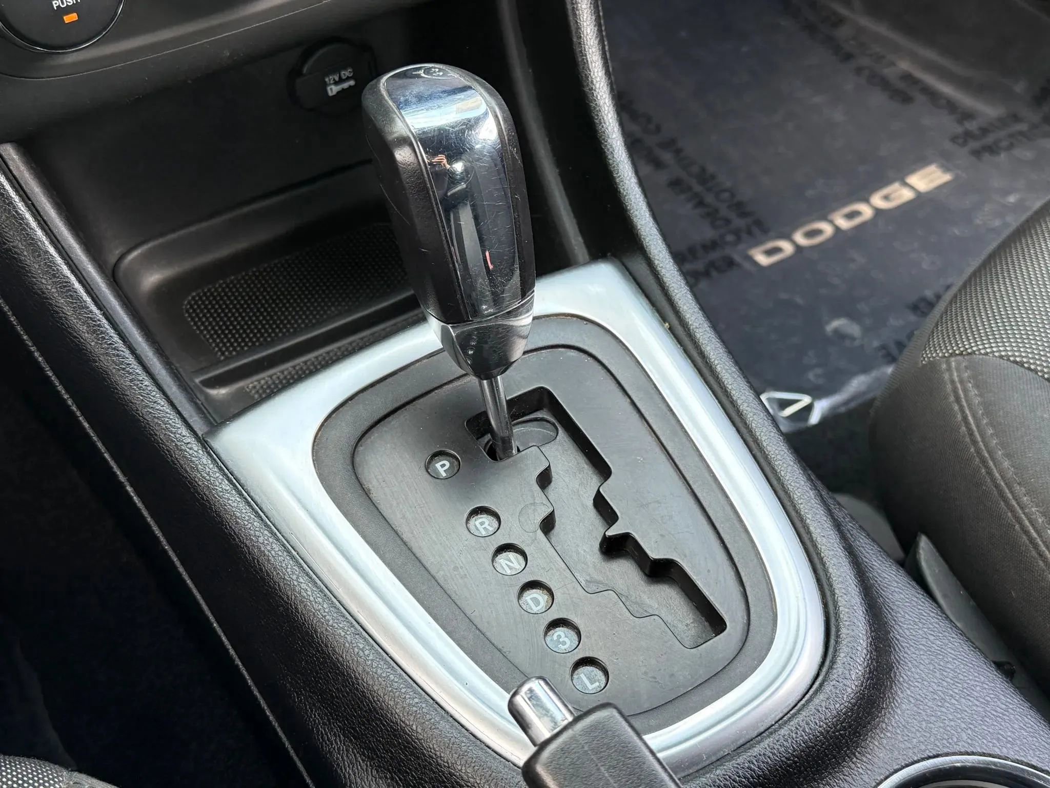 2012 Dodge Avenger SE