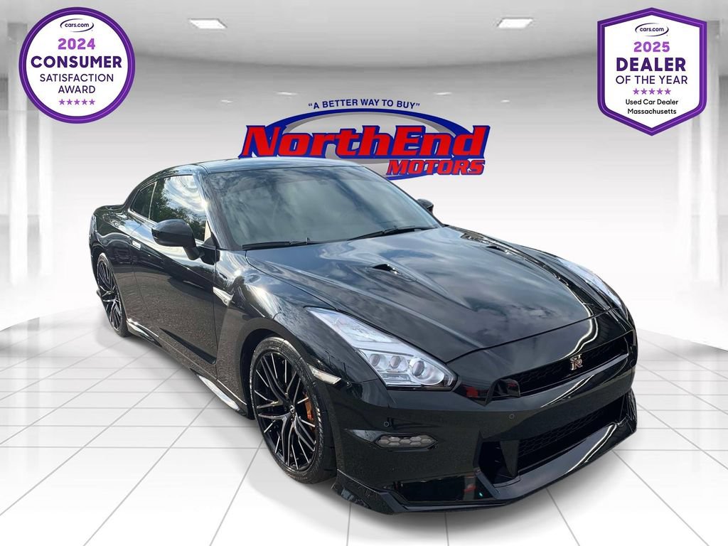 Used 2024 Nissan GT-R Premium w/ Floor Mat Package