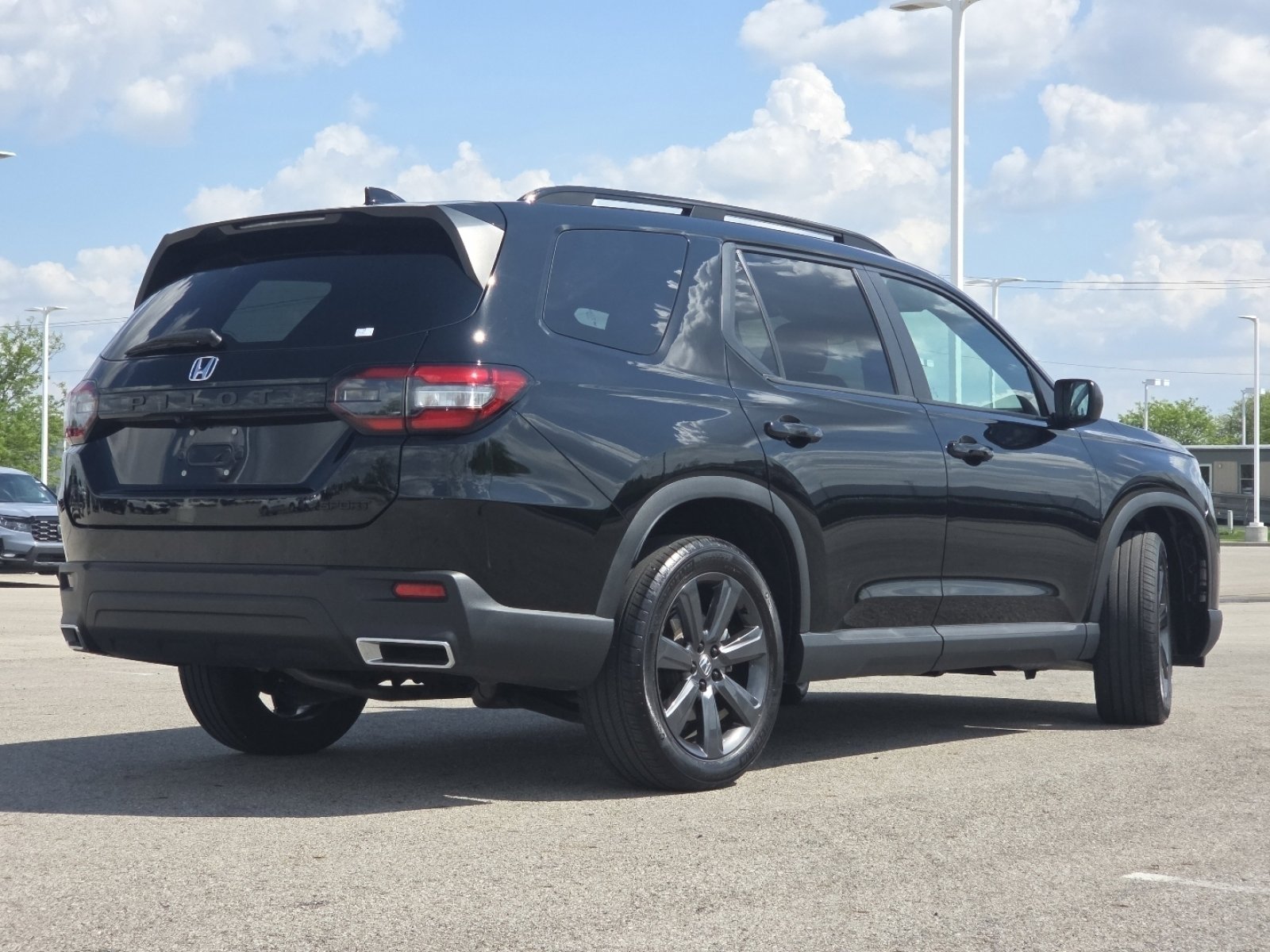 2025 Honda Pilot Sport