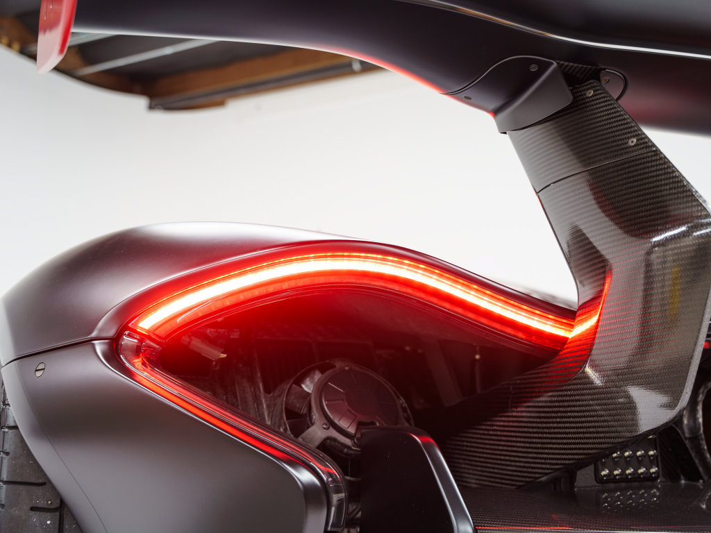 Used 2015 McLaren P1 photo 37