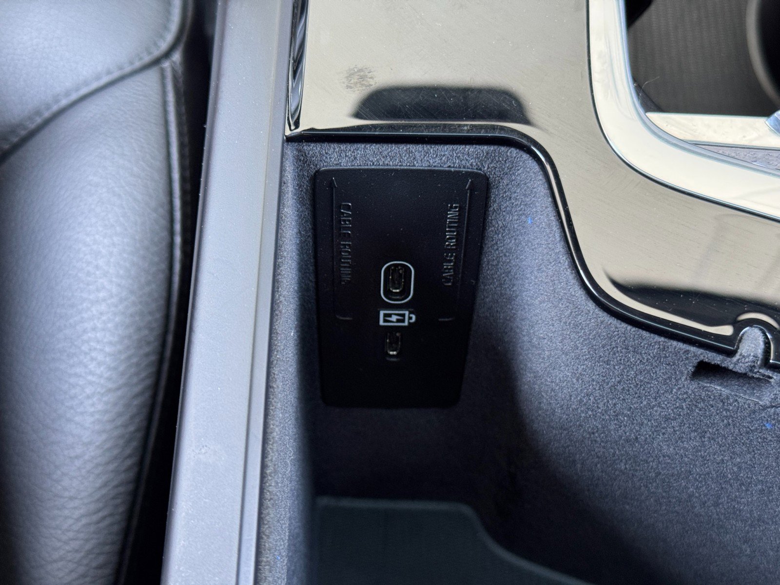 2023 Volvo S90 B6 Plus