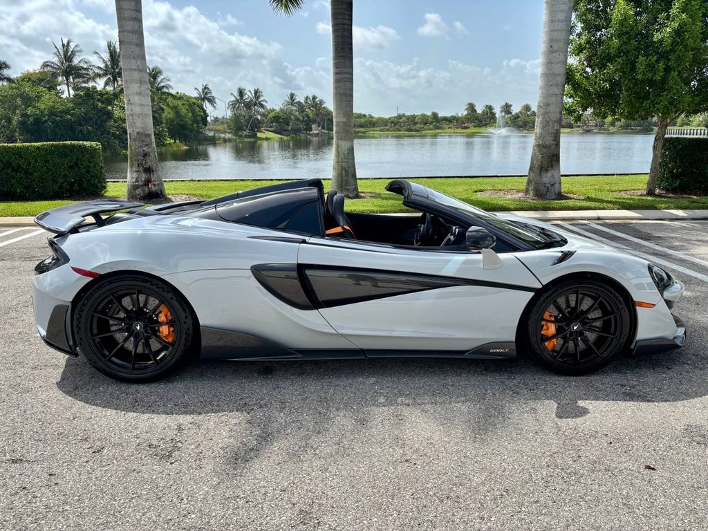 Used 2020 McLaren 600LT Spider photo 6