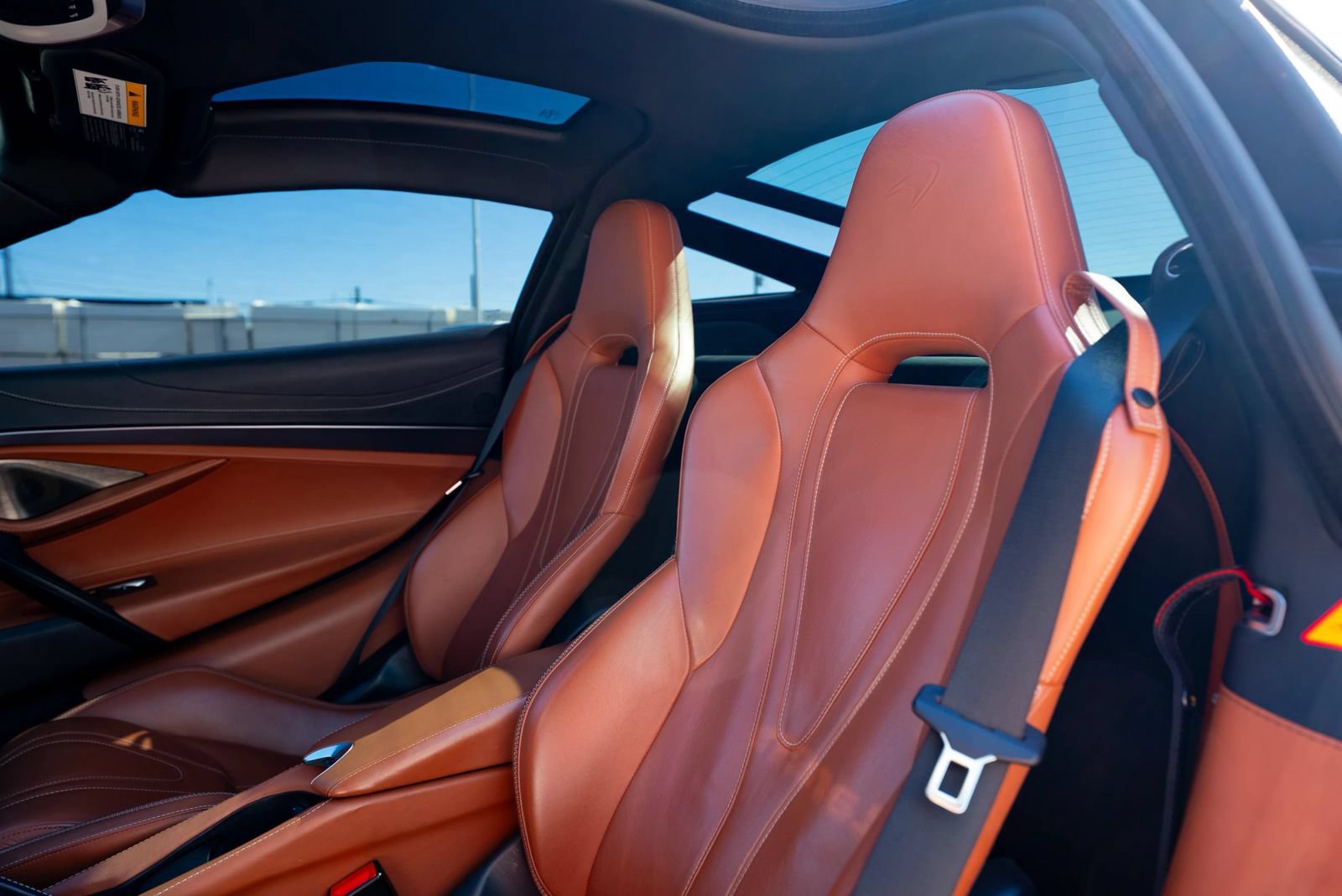 Used 2018 McLaren 720S photo 14