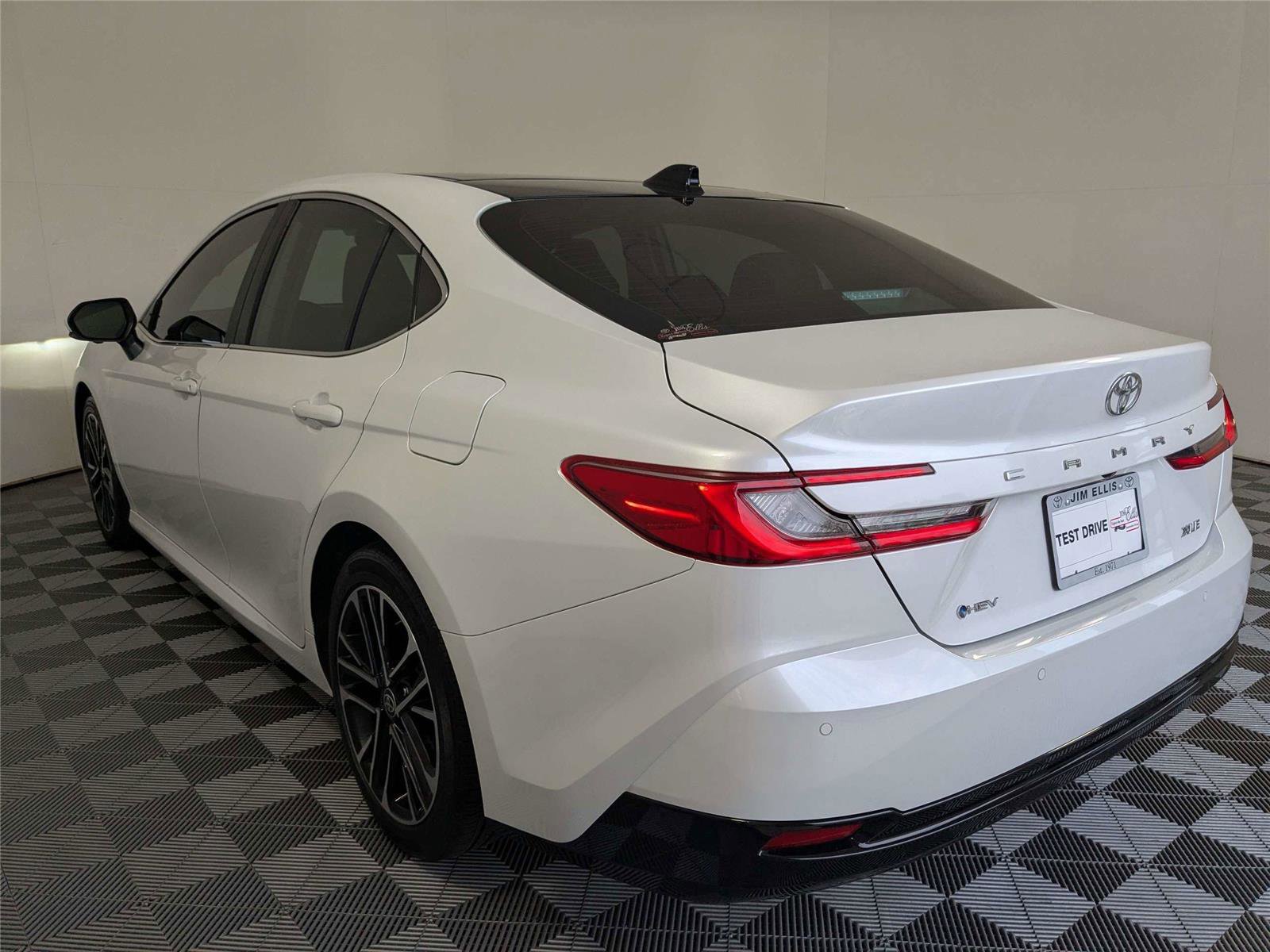 2025 Toyota Camry XLE