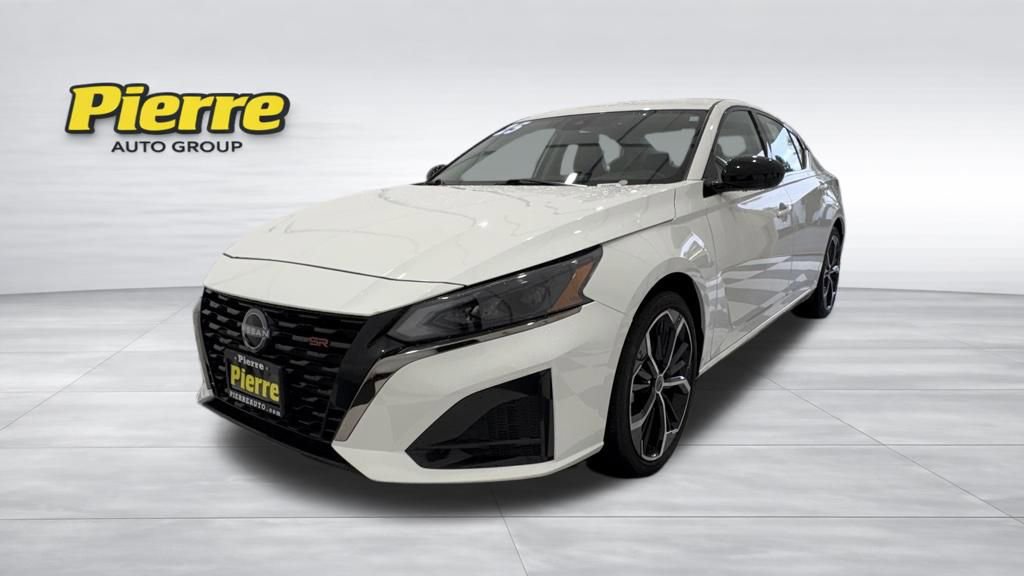 2025 Nissan Altima 2.5 SR