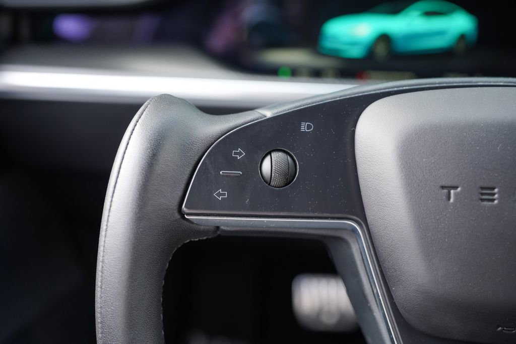 2022 Tesla Model S Plaid