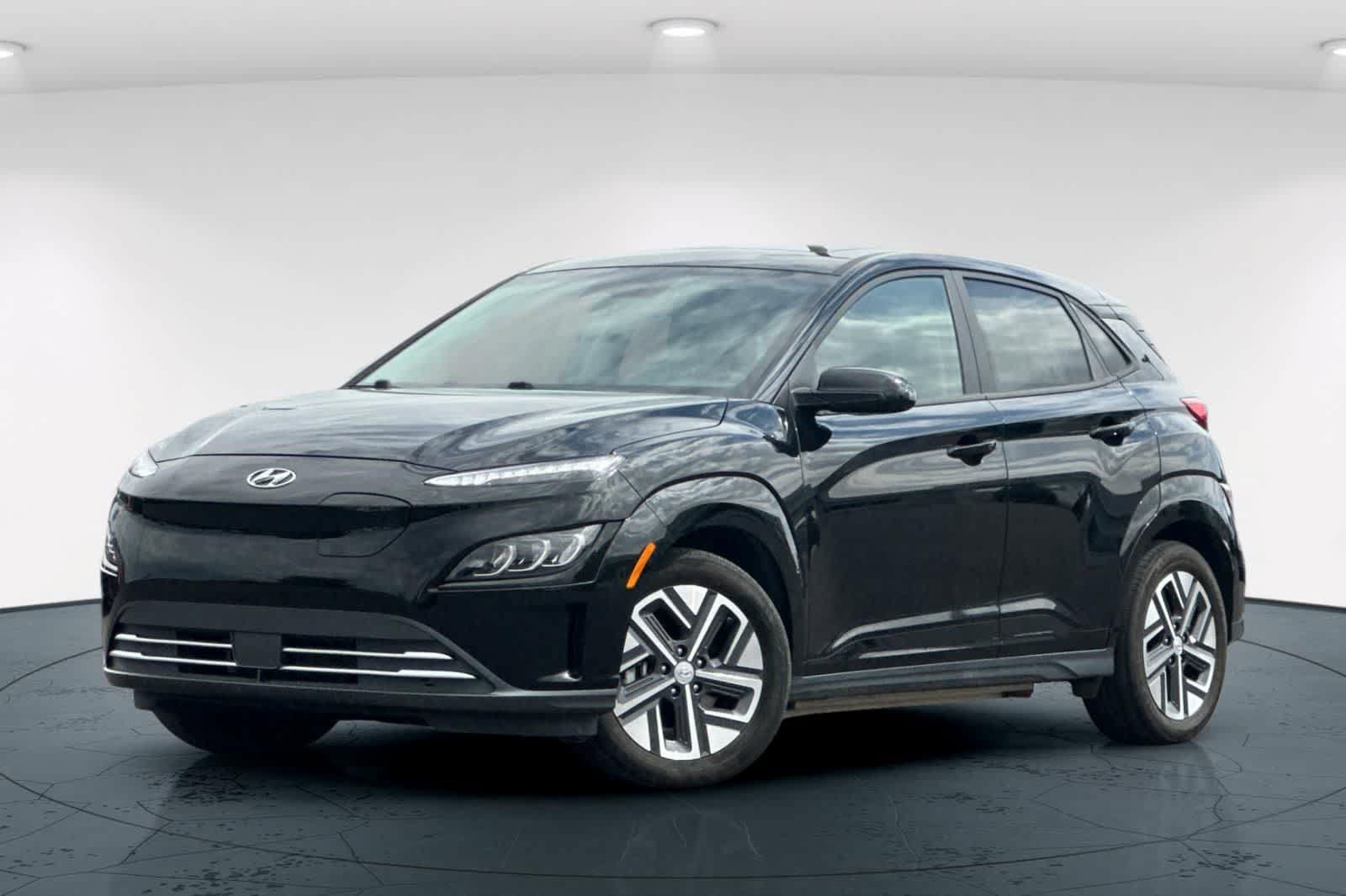Used 2023 Hyundai Kona Limited w/ Cargo Package