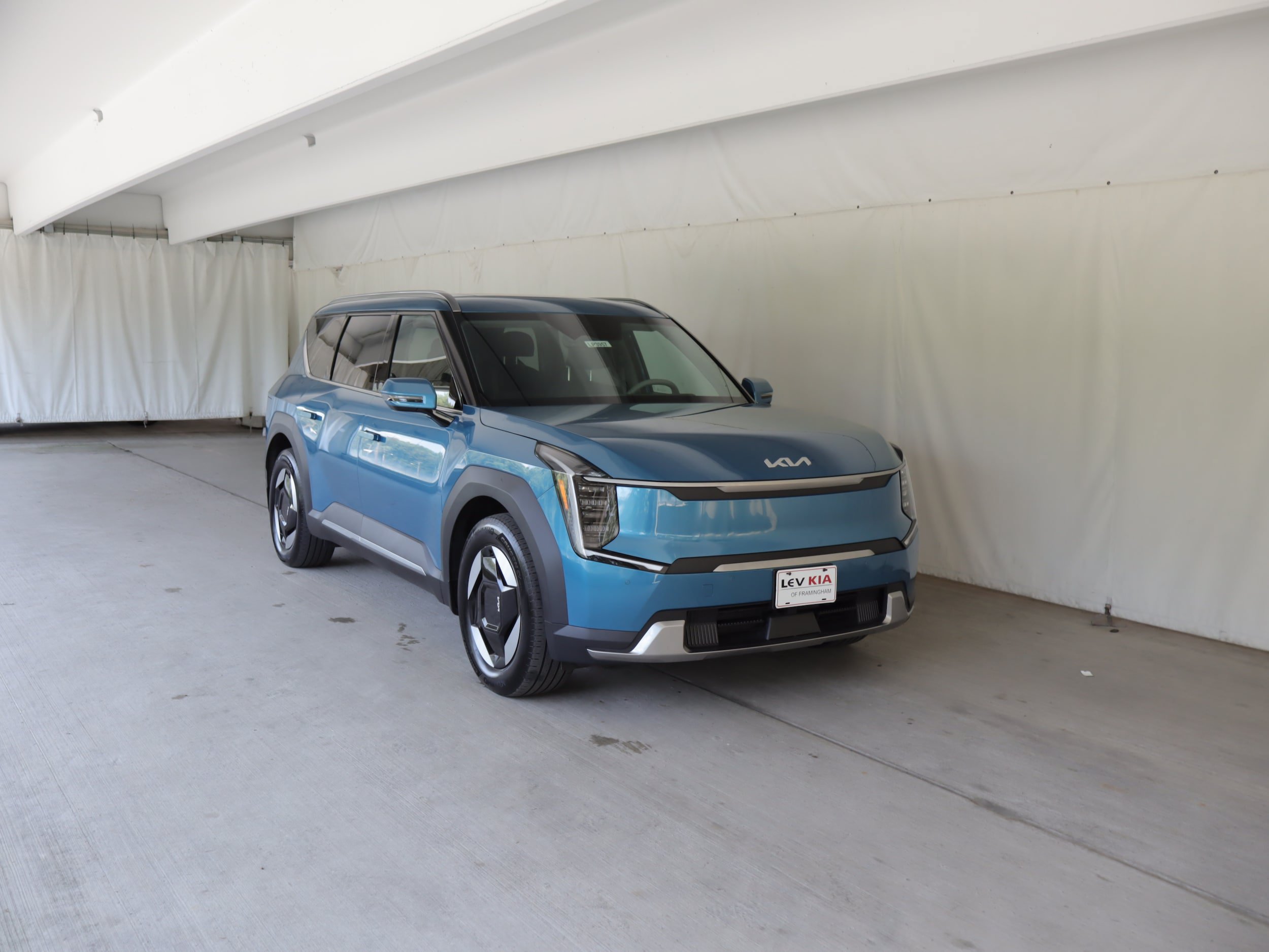 Used 2024 Kia EV9 Wind