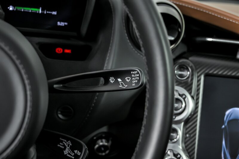 Used 2018 McLaren 720S photo 33