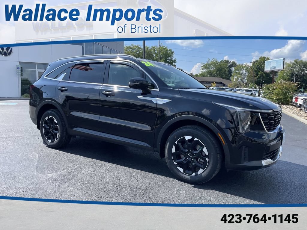 Certified 2024 Kia Sorento S w/ Panoramic Sunroof Package