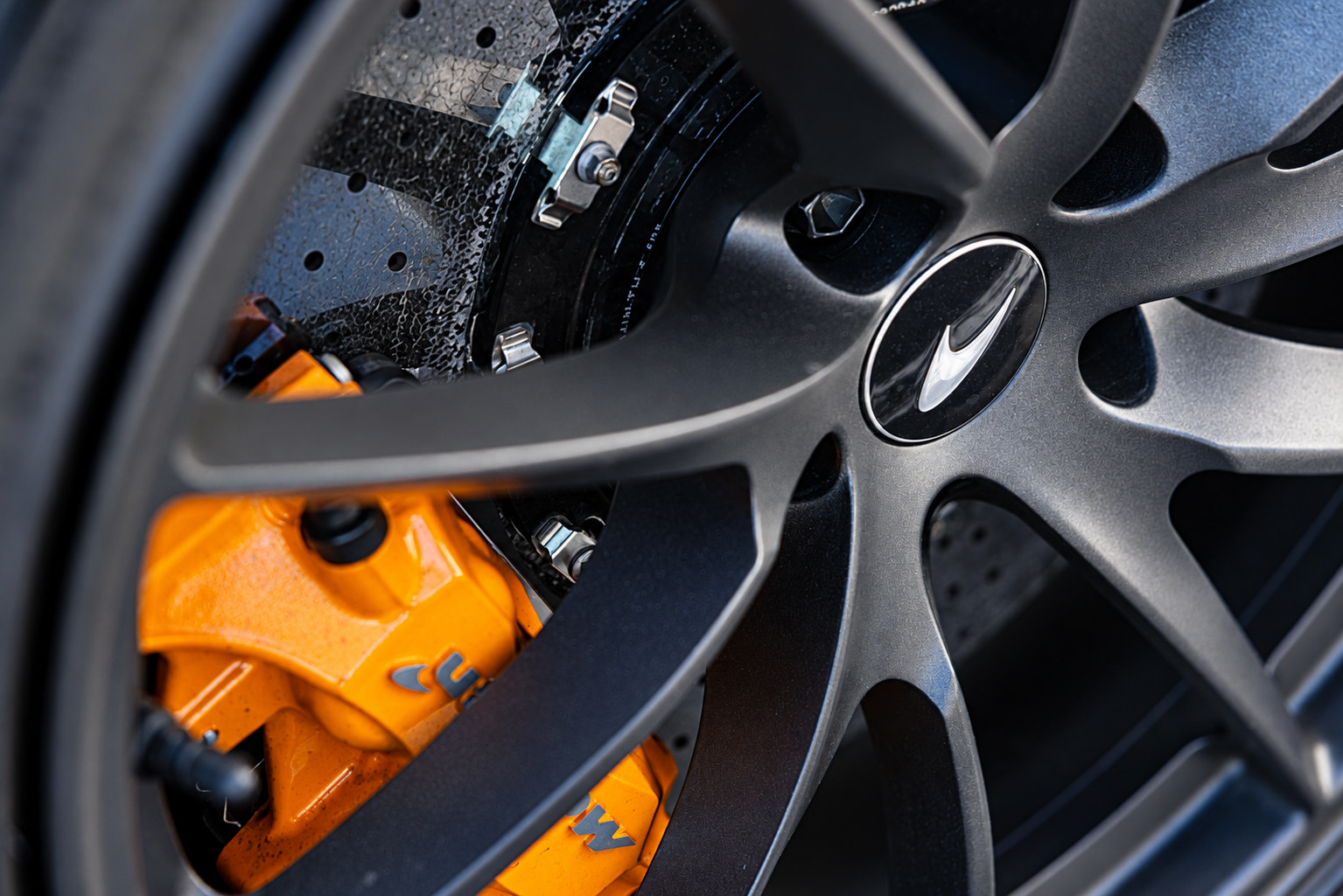 Used 2020 McLaren 720S Luxury photo 8