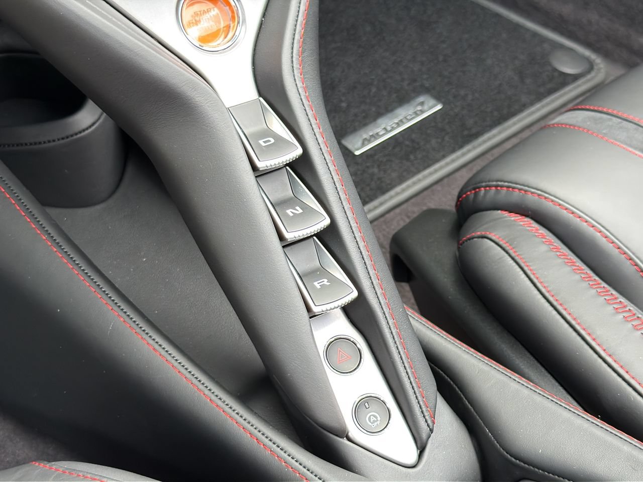 Used 2025 McLaren 750S Spider photo 27
